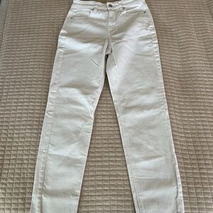 American Eagle White Mom Jeans | SIZE 0